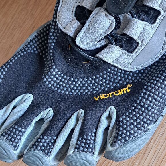 Vibram FiveFingers LS Bikila Womens Size EU 39 US 8 Gray Black W358 Sandals Shoe - Picture 9 of 12